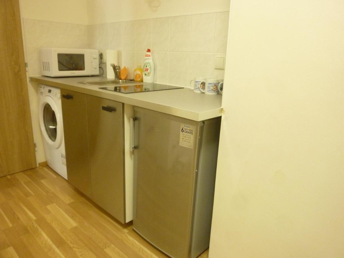 Apartment Van N ปราก ภายนอก รูปภาพ